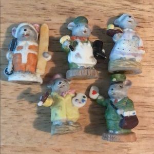 Mice figurines collectibles